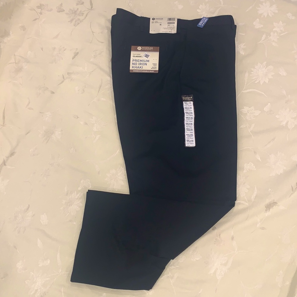 NWT Classic fit pants - flat front premium no iron